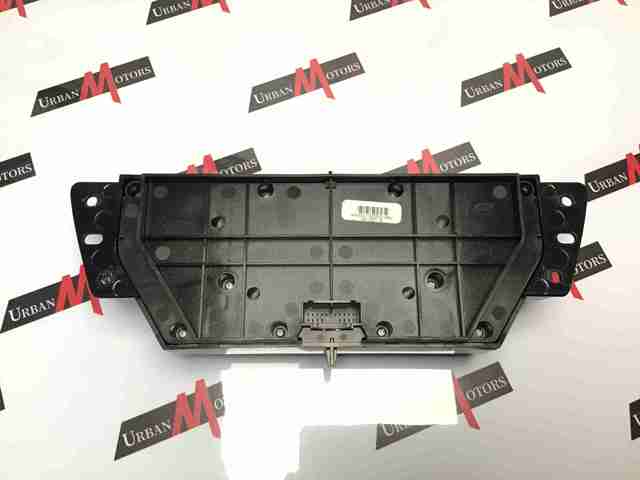Блок управления печкой LR002727 LAND ROVER