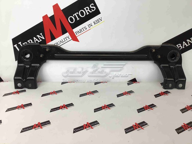 Рамка радиатора нижняя LR006225 LAND ROVER