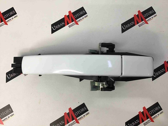 Ручка двери передней наружная LR006876 LAND ROVER