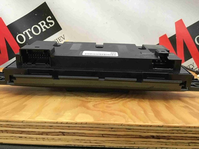 LR012632 LAND ROVER купить в Украина