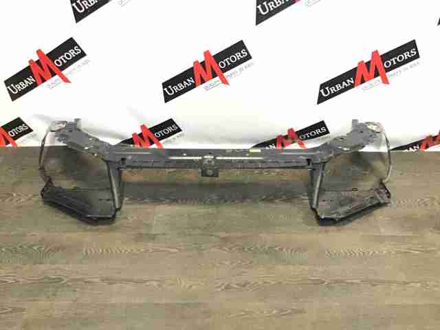 Суппорт радиатора верхний LR022102 LAND ROVER