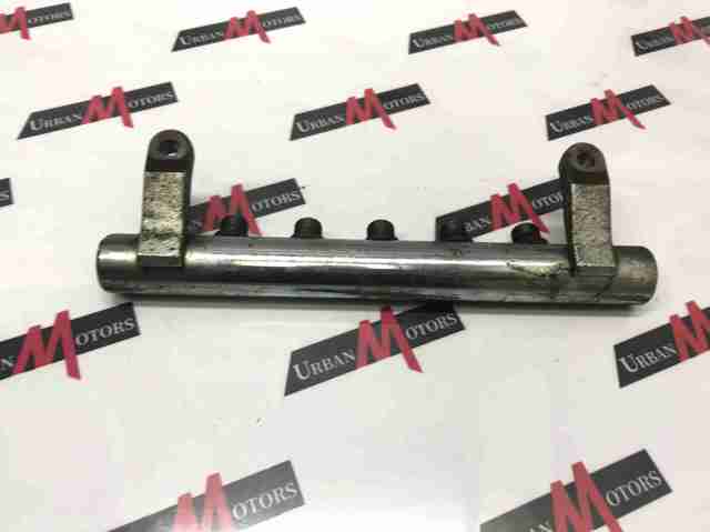Рампа форсунок системы впрыска топлива LR022334 LAND ROVER