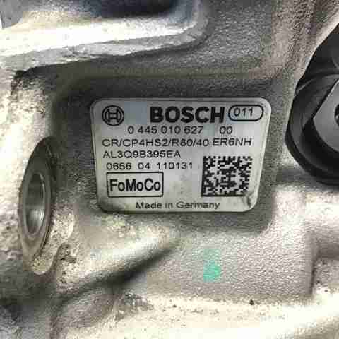 Насос топливный высокого давления (ТНВД) LR022971 LAND ROVER