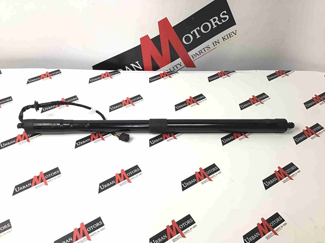 Амортизатор двери багажника LR025444 LAND ROVER