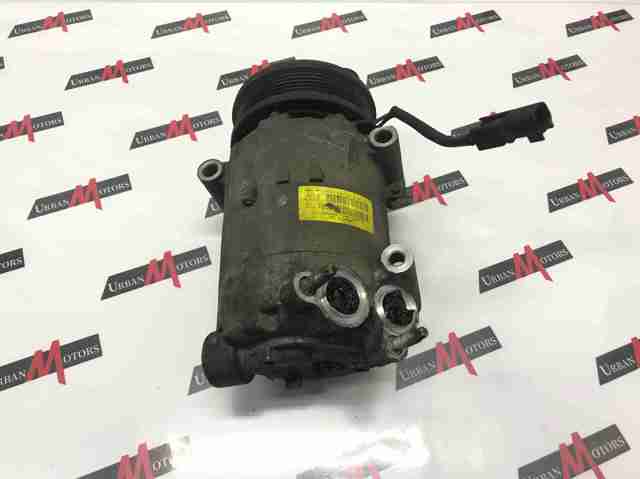 Компрессор хладагента LR027788 LAND ROVER