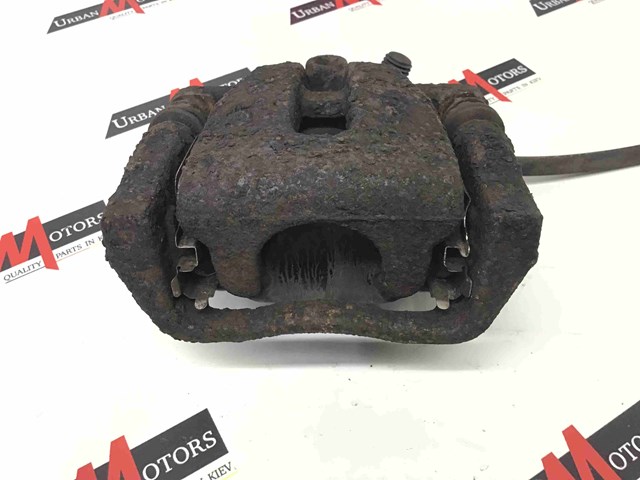 Задний правый суппорт LR027850 LAND ROVER