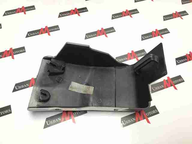 Молдинг крыла переднего правого LR032375 LAND ROVER