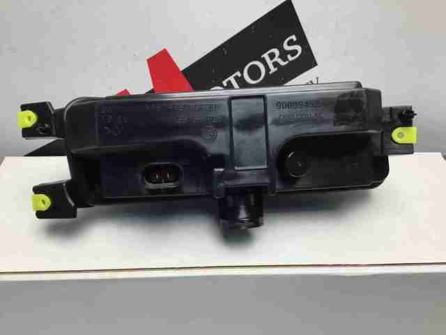 Туманка левая LR033407 LAND ROVER