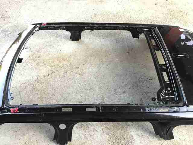 Детали люков облицовки кузова LR038279 LAND ROVER