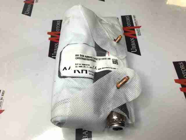 Подушка безопасности AIRBAG спинки сиденья, правого LR040377 LAND ROVER