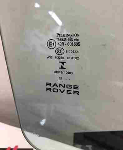 Окно задней двери LR043950 LAND ROVER
