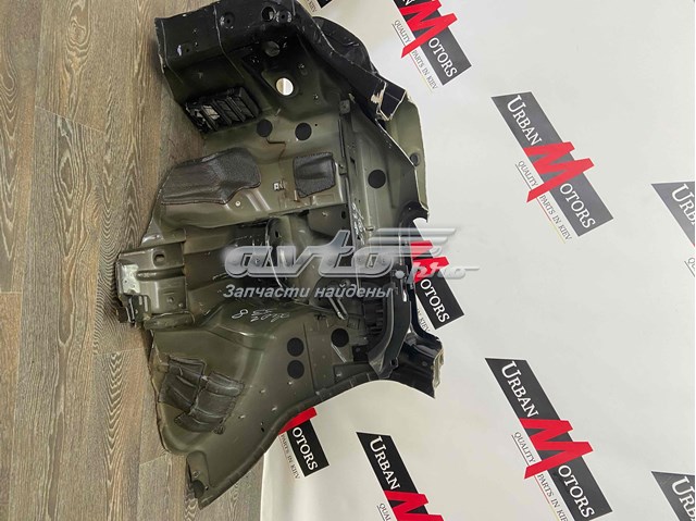 Крыло заднее левое LR054609 LAND ROVER