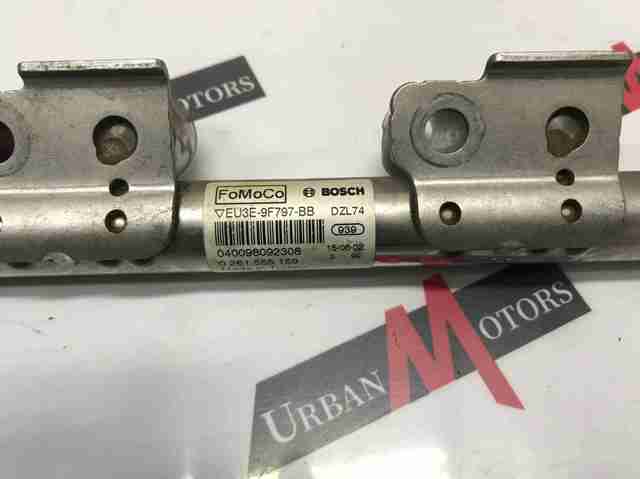 Топливная рампа LR054874 LAND ROVER