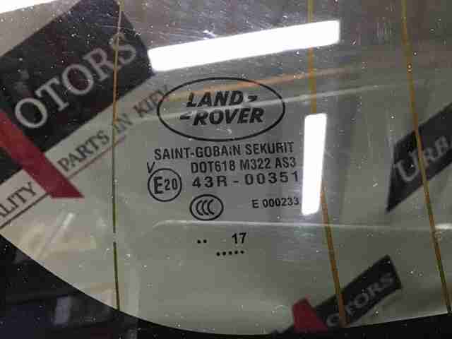 Стекло ляды LR058514 LAND ROVER