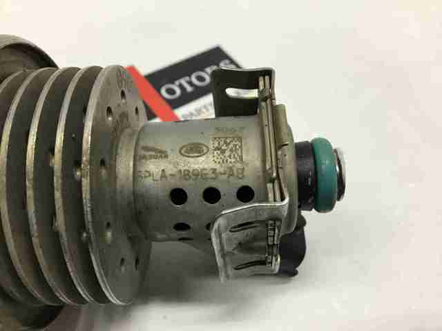 Форсунка впрыска AD BLUE LR062819 LAND ROVER