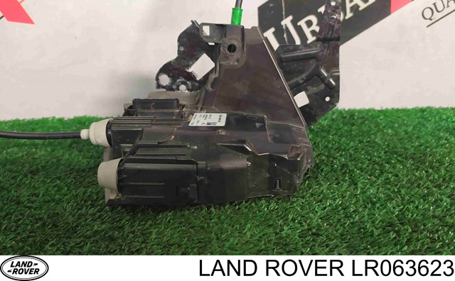 Замок задней двери, правой LR063623 LAND ROVER