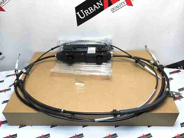 БУ электромеханического стояночного тормоза LR072318 LAND ROVER