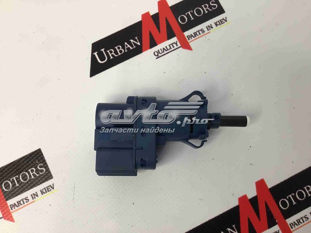 Выключатель датчик стопсигнала LR072647 LAND ROVER