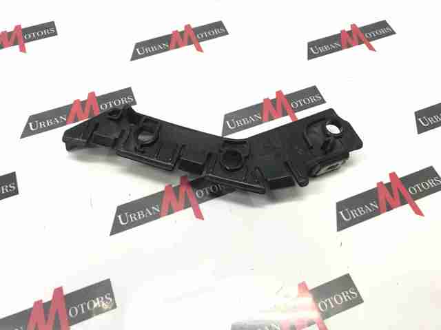 Направляющая переднего бампера, левая LR077883 LAND ROVER