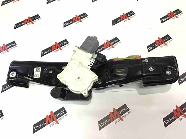  Механизм стеклоподъемника правой задней двери LR078973 LAND ROVER