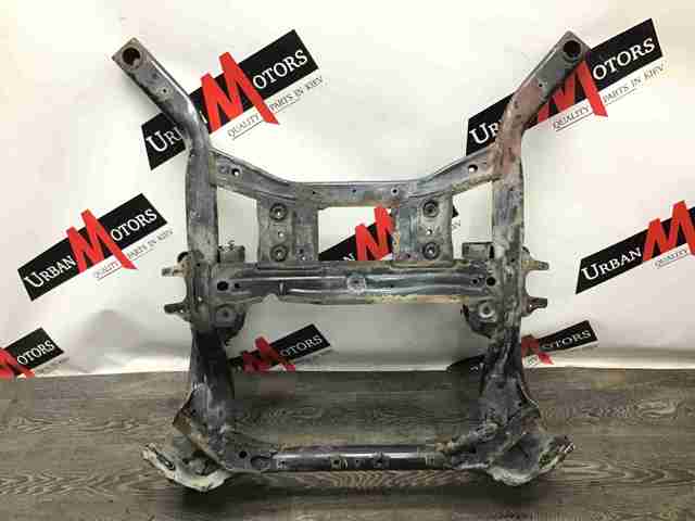 Балка передней подвески LR090443 LAND ROVER