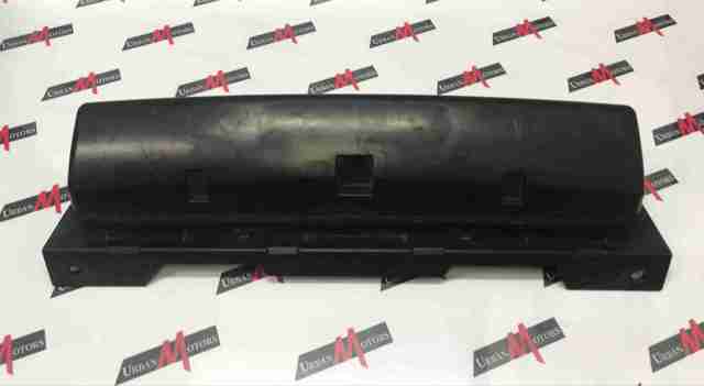 Воздухозаборник LR094005 LAND ROVER