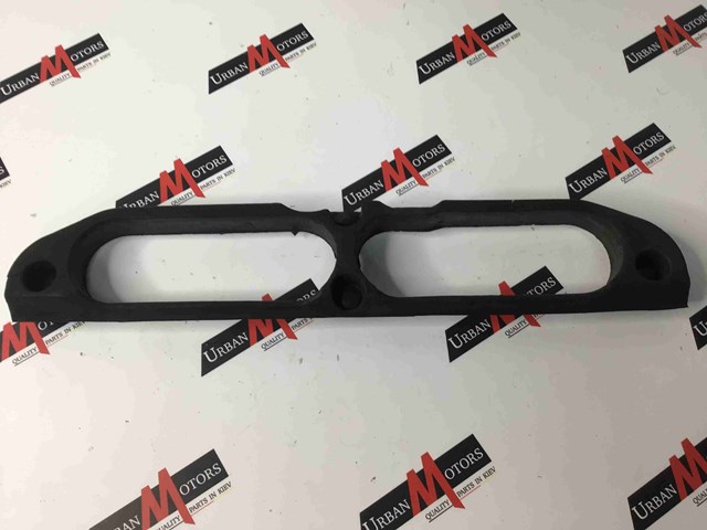 Уплотнитель капота LR111065 LAND ROVER