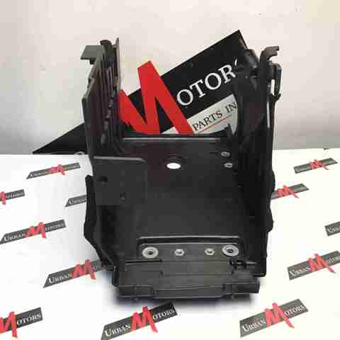 Поддон АКБ LR114224 LAND ROVER