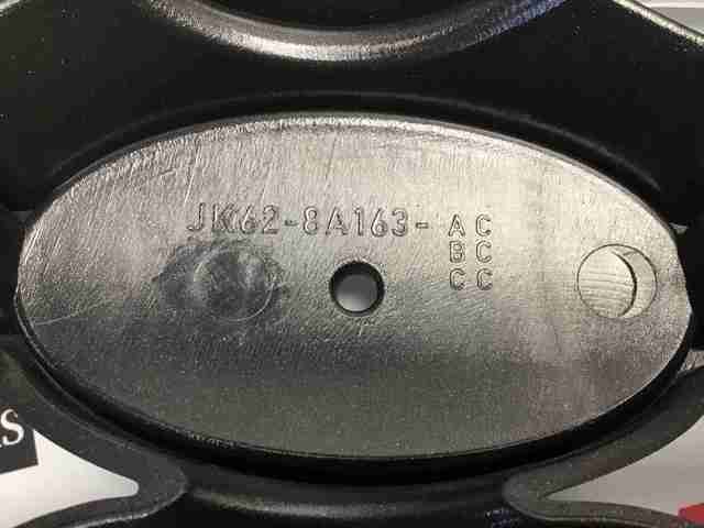 Решетка LR116510 LAND ROVER