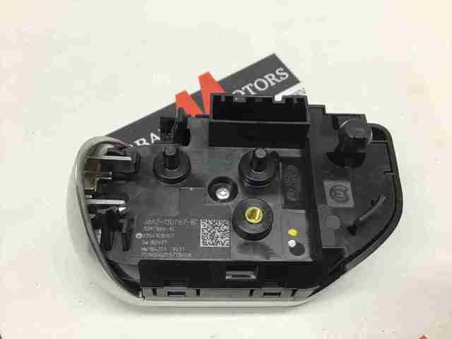 Блок кнопочных переключателей рулевого колеса LR116681 LAND ROVER