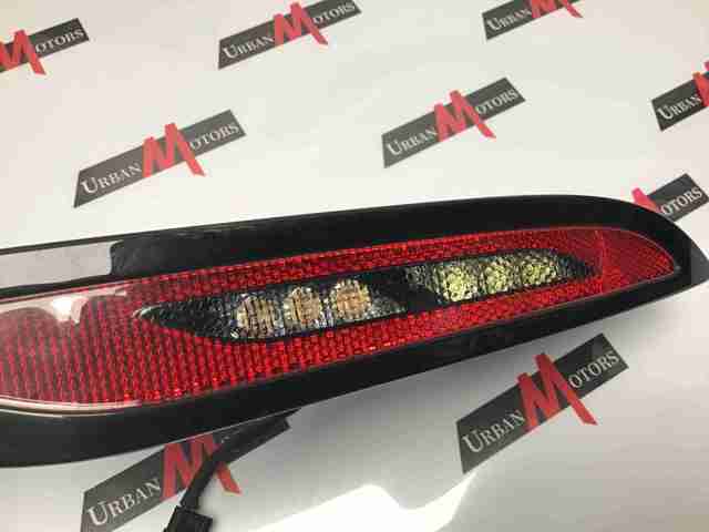 Противотуманнка задняя, правая LR136974 LAND ROVER