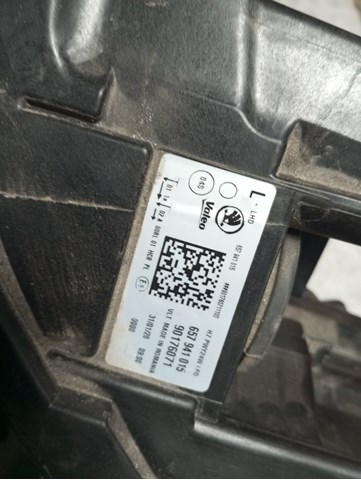 657941015 VAG Левая фара купить в Днепр