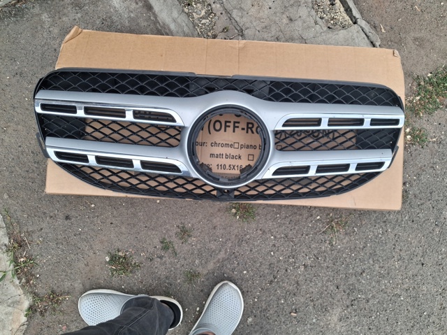 Облицовка радиатора A1678881100 MERCEDES