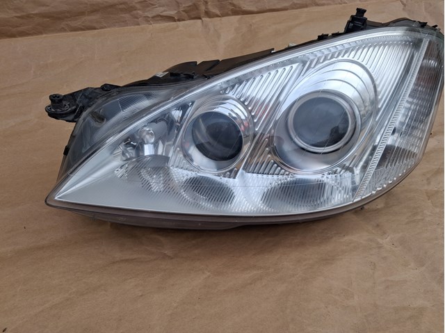 A2218207561 MERCEDES Левая фара купить в Ровно