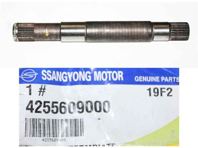 Полуось передняя, правая 4255609000 SSANG YONG