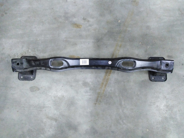 Буфер бампера заднего 51127158449 BMW
