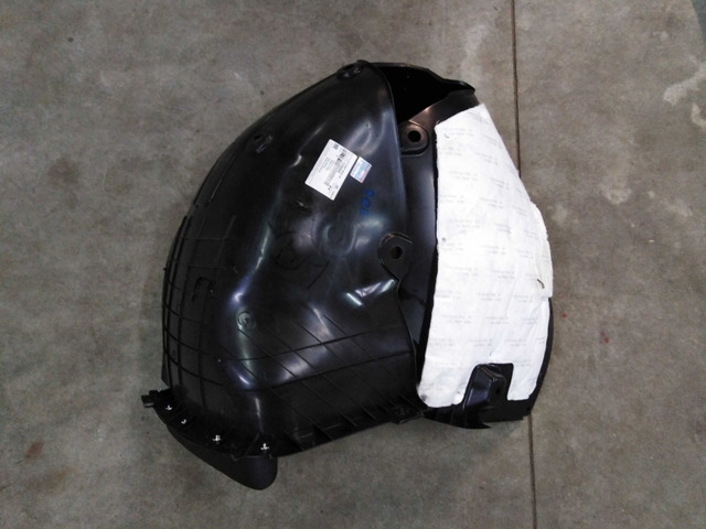 Подкрылок переднего крыла, правый 86812D3000 HYUNDAI
