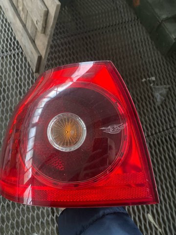 VAG 1K6945095E Фонарь задний левый внешний в наличии Ровно