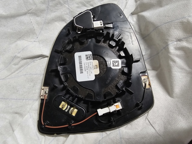 51167441445 BMW Зеркальный элемент зеркала заднего вида левого купить в Киев