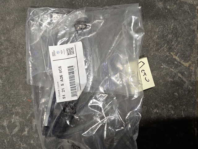 51215A260C6 BMW купить в Одесса