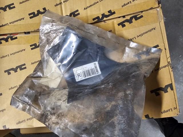 CHRYSLER 68259514AC Накладка бампера переднего правая в наличии Ужгород