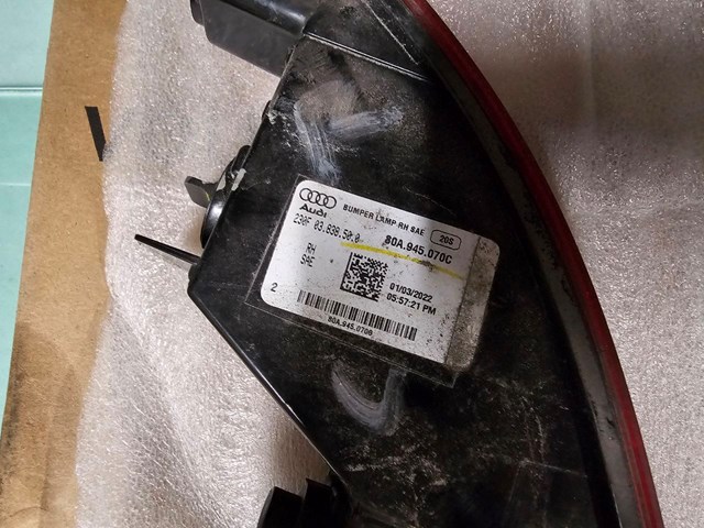 VAG 80A945070E Фонарь противотуманный задний правый в наличии Полтава