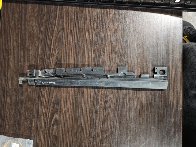 8W0121292 купить Чернигов