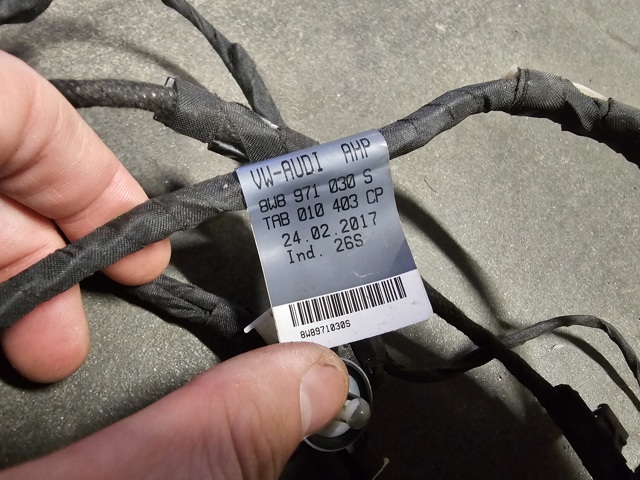 8W8971030AE купить Ирпень