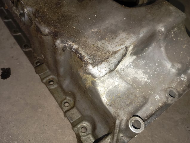 VOLVO 30750653 Поддон двигателя в наличии Днепр