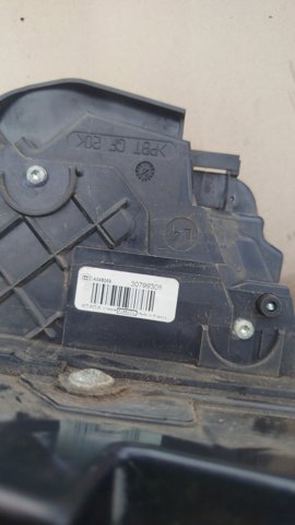 Замок передней левой двери 30799308 VOLVO