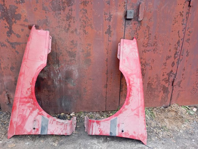 Правое крыло Вольво 440 K