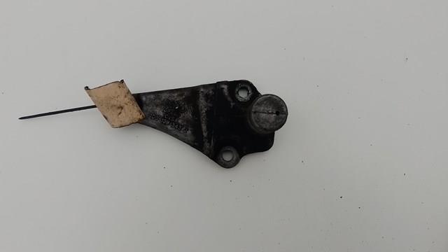 8D0199343J Кронштейн подушки двигателя купить Черкассы