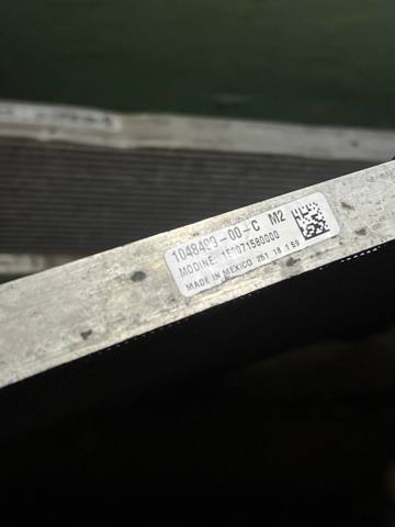 Радиатор охлаждения кондиционера 104849900C Tesla Model