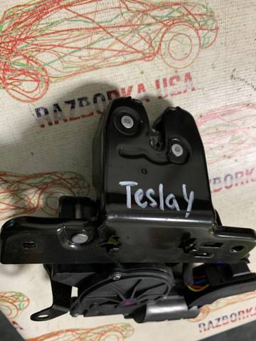 Tesla Model 150060400B Замок багажника в наличии Ужгород